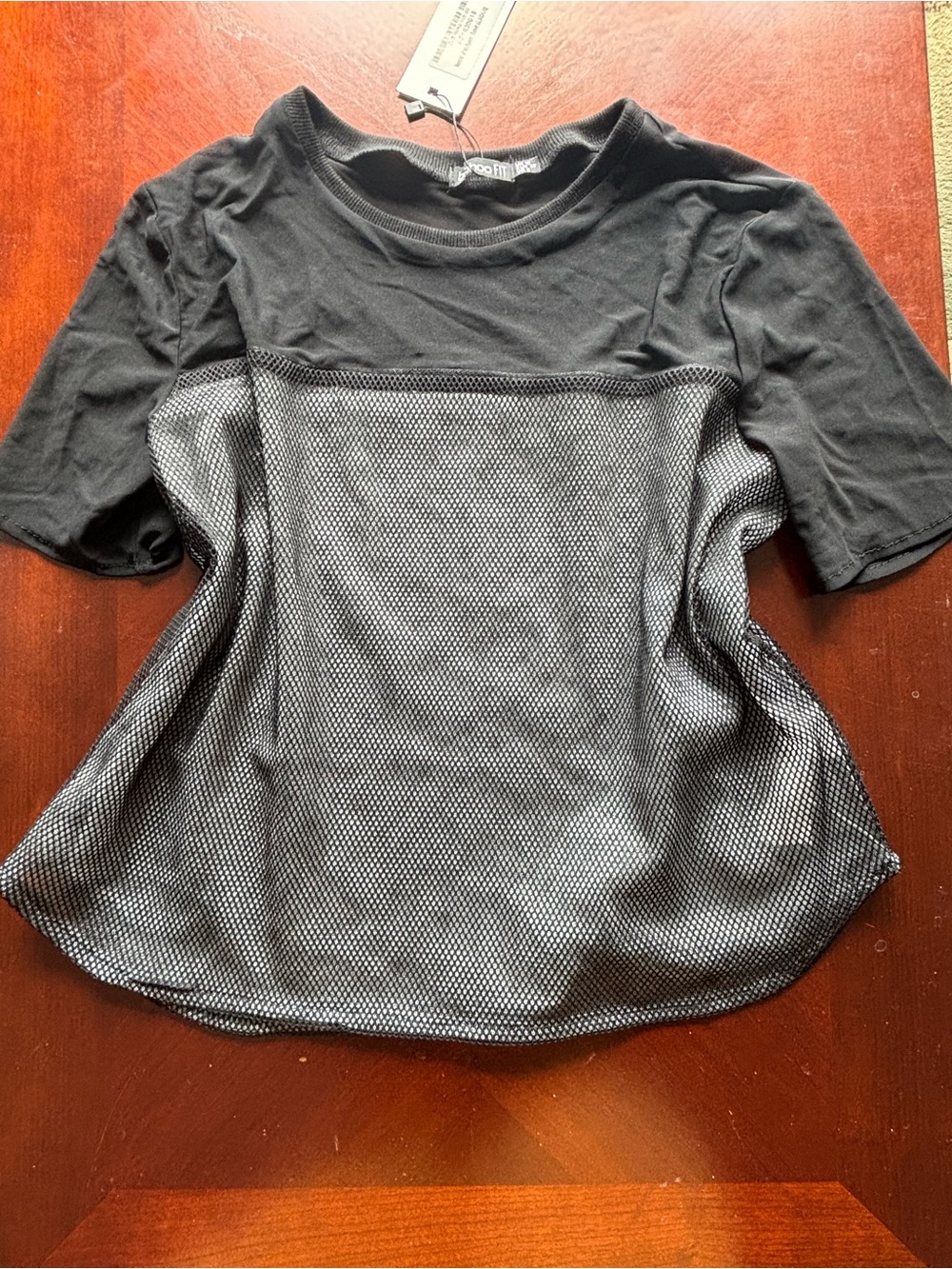 Women's Black Short-Sleeve Mesh Top